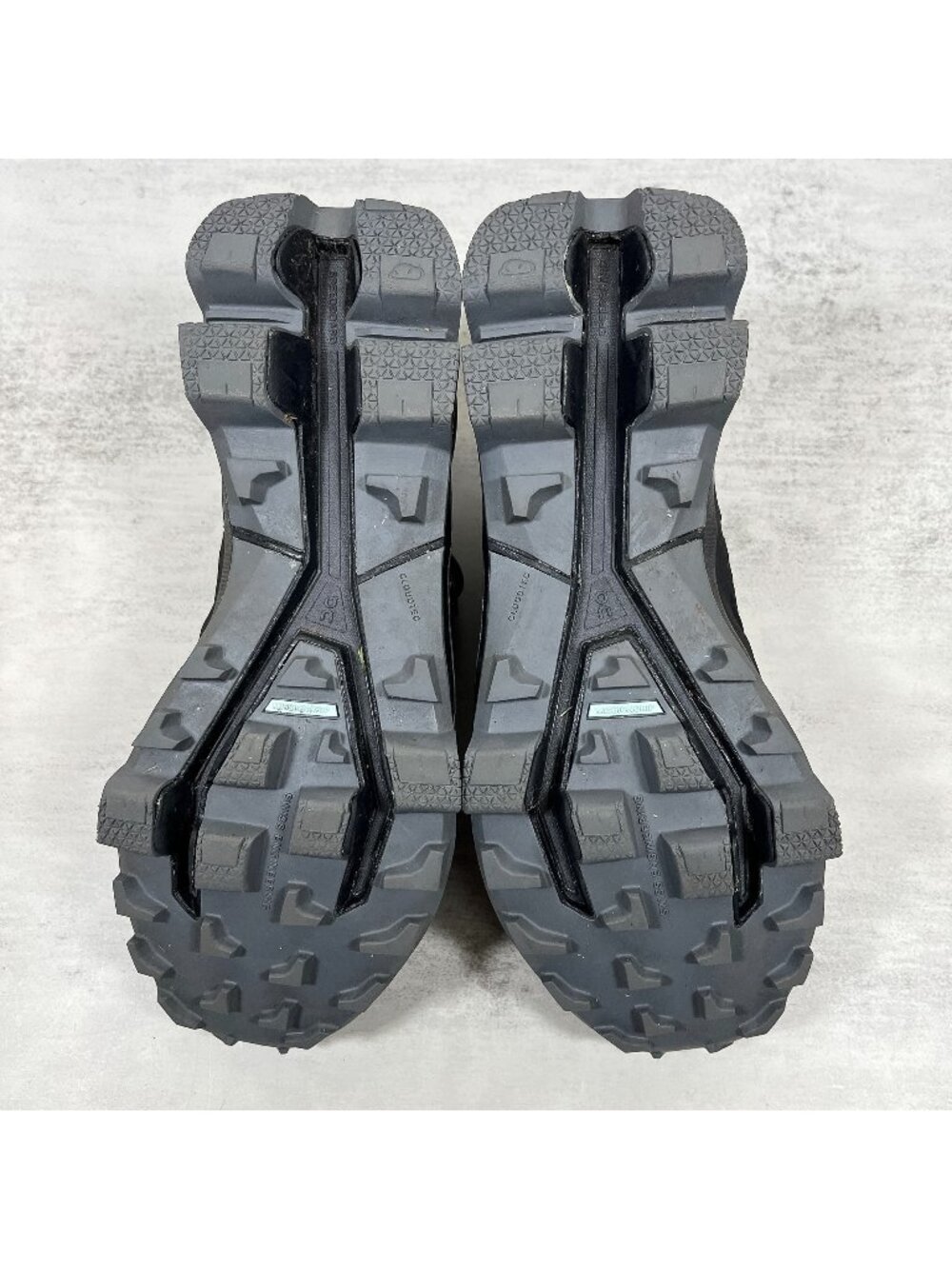 On Cloud Cloudventure Peak Trail Running Shoes - Women's Size 5.5 - Black - Picture 8 of 9